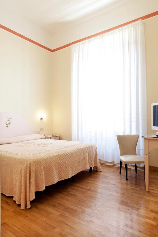 Hotel Savoia E Campana Montecatini Terme Cameră foto