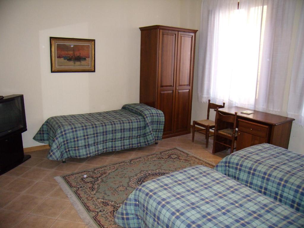 Hotel Savoia E Campana Montecatini Terme Cameră foto