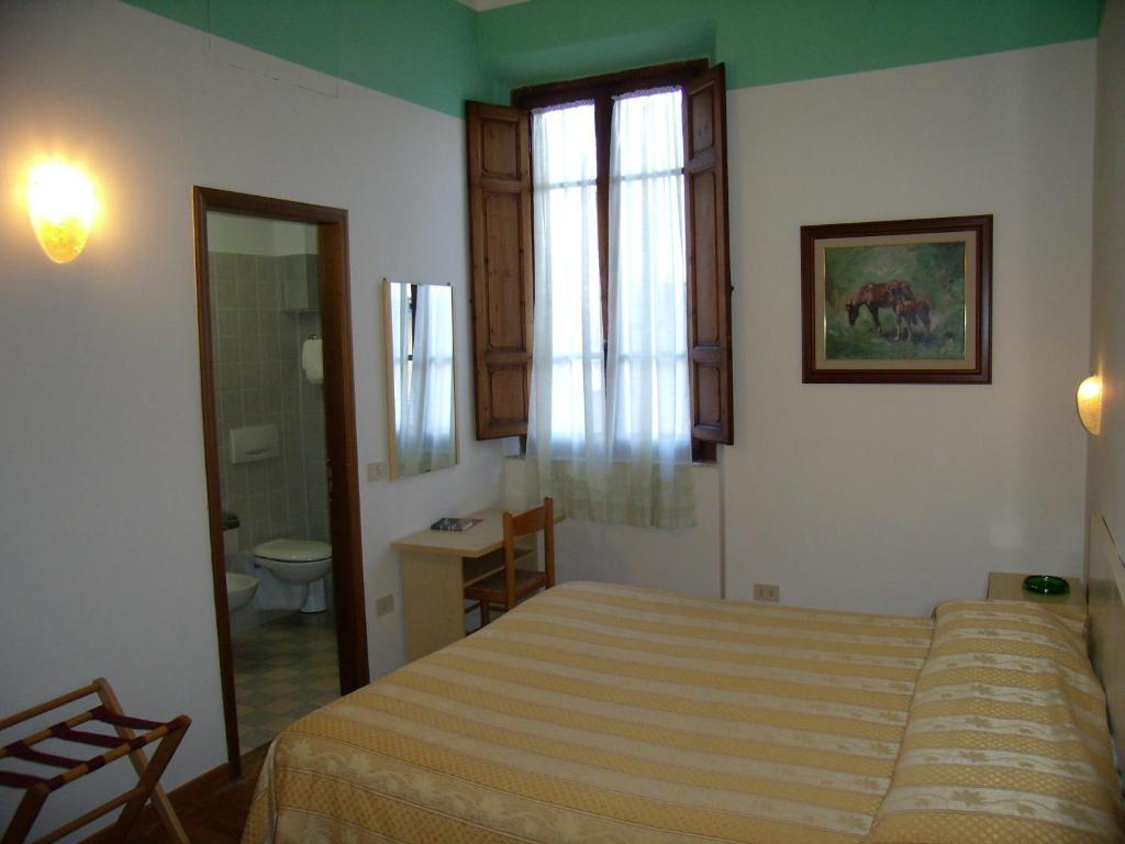 Hotel Savoia E Campana Montecatini Terme Cameră foto